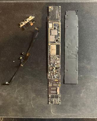 Scheda Madre iPad Pro 12.9" (3a Gen) - NON FUNZ.