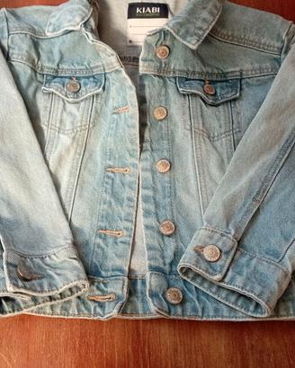 Giacca di jeans per bambina di 6 anni.