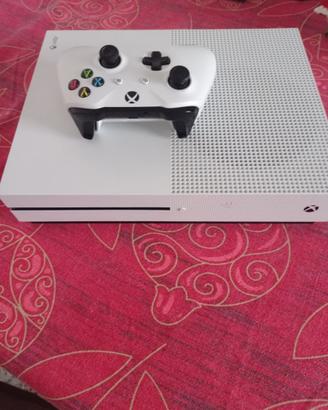 Consolle e controller X-box One S