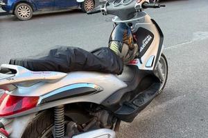 Beverly 250