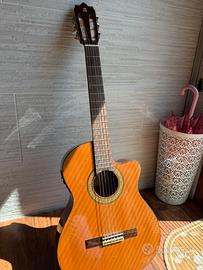 Chitarra classica Alhambra