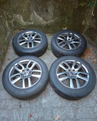 Cerchi in lega LEXUS con gomme estive Bridgestone