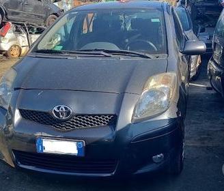 Ricambi Toyota Yaris 1.3 B del 2010