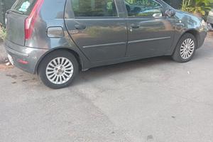 fiat Punto 1.2 cc benzina gpl