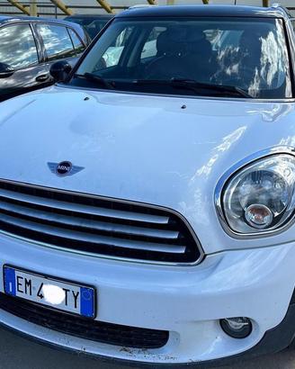 MINI COOPER COUNTRYMAN 2012