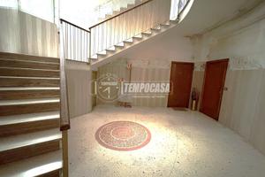 Ampio appartamento con terrazzo e balconata - lu