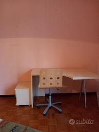 Scrivania Angolare + Cassettiera + Sedia + mensola