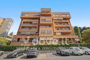 Appartamento di 122 m² con 3 locali e box auto a R