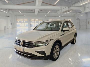 VOLKSWAGEN TIGUAN 2.0 TDI SCR 110KW LIFE DSG SUV