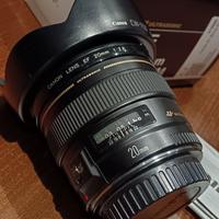 Canon EF 20 mm F2.8 