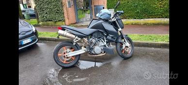 KTM 990 Super Duke