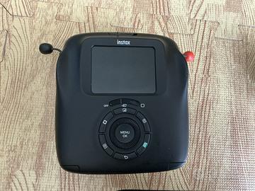 Fujifilm SQ 20