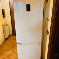 Frigorifero Samsung RB31FERNCEF