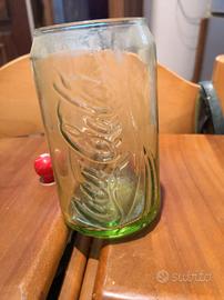 bicchiere in vetro coca col