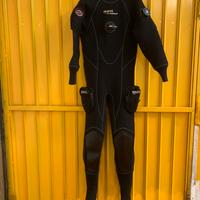 Muta stagna mares mobbys