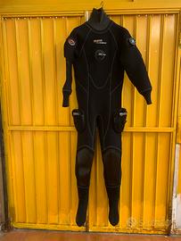 Muta stagna mares mobbys