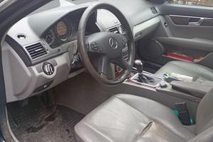 Mercedes Benz 220 
