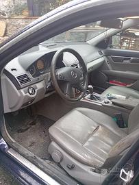Mercedes Benz 220 
