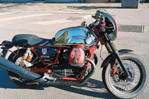 Moto Guzzi V7 IIIRacer10thanniversario