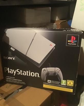 PlayStation 5 Edizione Limitata 30° anniversario