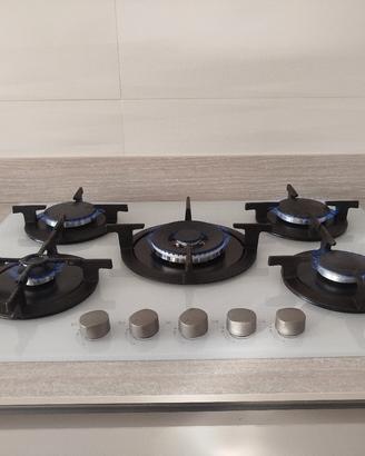 piano cottura gas  5 fuochi e lavatoio lavanderia 