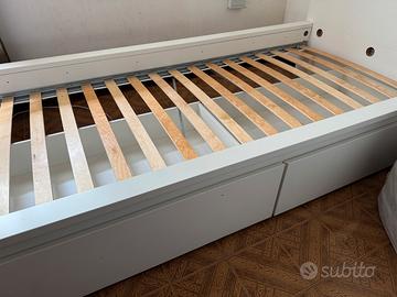 Struttura letto a una piazza ikea