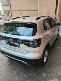 Volkswagen T-CROSS full optional anno 2023