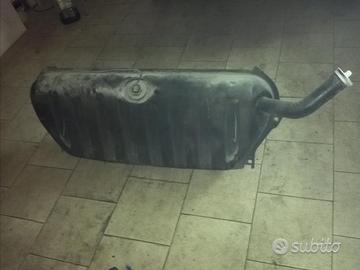 Serbatoio mercedes 250 w124, 190 200 E