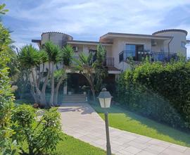 Villa a valdesi mondello