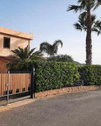 Villetta Mareluna village