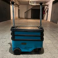 Carrello porta attrezzi
