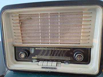 Radio vintage Telefunken 