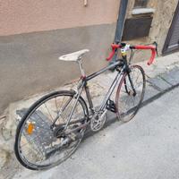 Bici da corsa in titanio