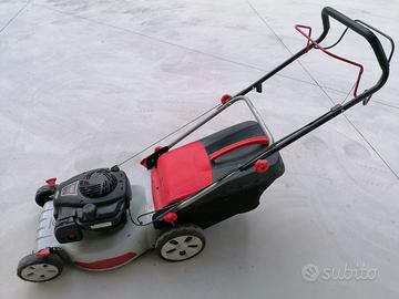 Tagliaerba Sterwins benzina Briggs & Stratton 125c