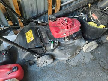 Rasaerba Honda Yzi  160 cc