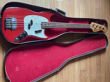 Fender Mustang Basso