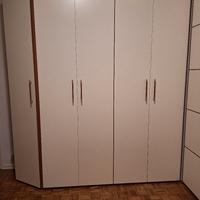 Armadio 4 ante più angolo...