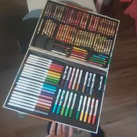 Valigetta con colori