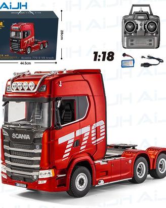 Huina  Scania 770S 8x4 in scala 1:18. Radiocomando