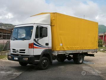 Nissan Atleon TK 35 Camion Centinato