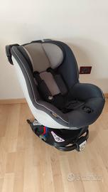 Seggiolino auto Cocoon con base ISOFIX
