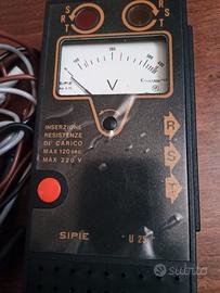 voltmetro analogico vintag.