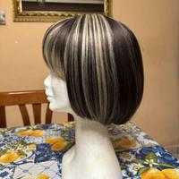 Parrucca caschetto corto