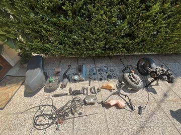 Componenti minarelli orizontale/scooter