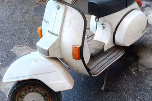 Vespone PX150E (1982) - Targa e Libretto Originali