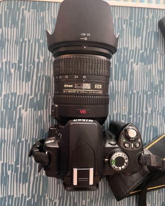 Nikon D60 + 18-200mm (AF-S 3.5-5.6 G ED VR)