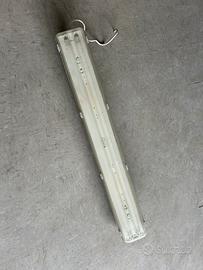 40 Plafoniera neon per ufficio