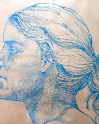 Antico ritratto di ragazza