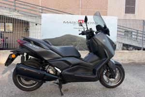 Yamaha X-Max 300