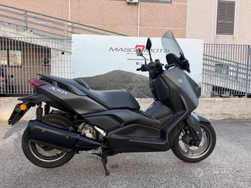 Yamaha X-Max 300